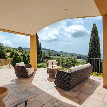 Casa vacanze 4 Bedroom Gorgeous In Sciacca